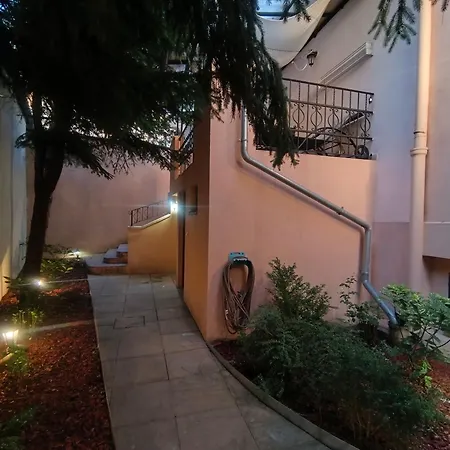 Apartment Oasis In The Old Town Kosice Exterior photo