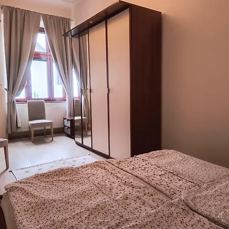 Apartment Oasis In The Old Town Kosice Exterior photo